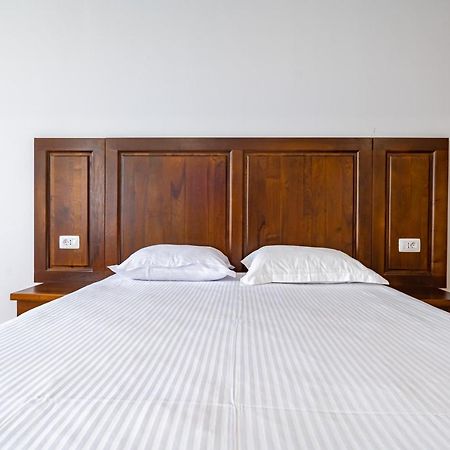 Voyager Otel Navodari Dış mekan fotoğraf