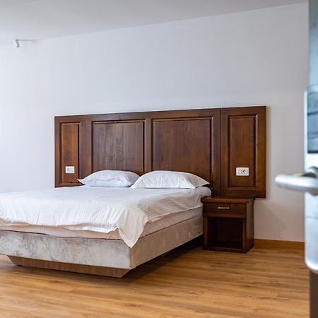 Voyager Otel Navodari Dış mekan fotoğraf