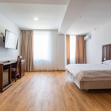 Voyager Otel Navodari Dış mekan fotoğraf