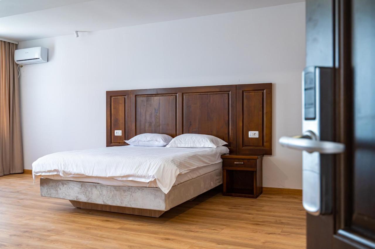 Voyager Otel Navodari Dış mekan fotoğraf