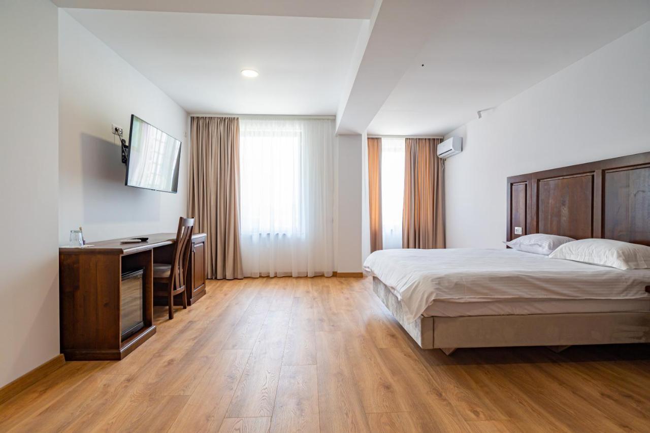 Voyager Otel Navodari Dış mekan fotoğraf