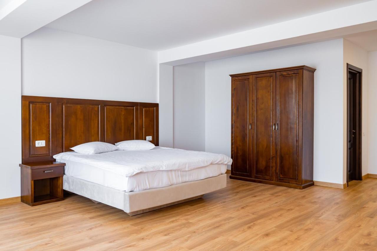 Voyager Otel Navodari Dış mekan fotoğraf
