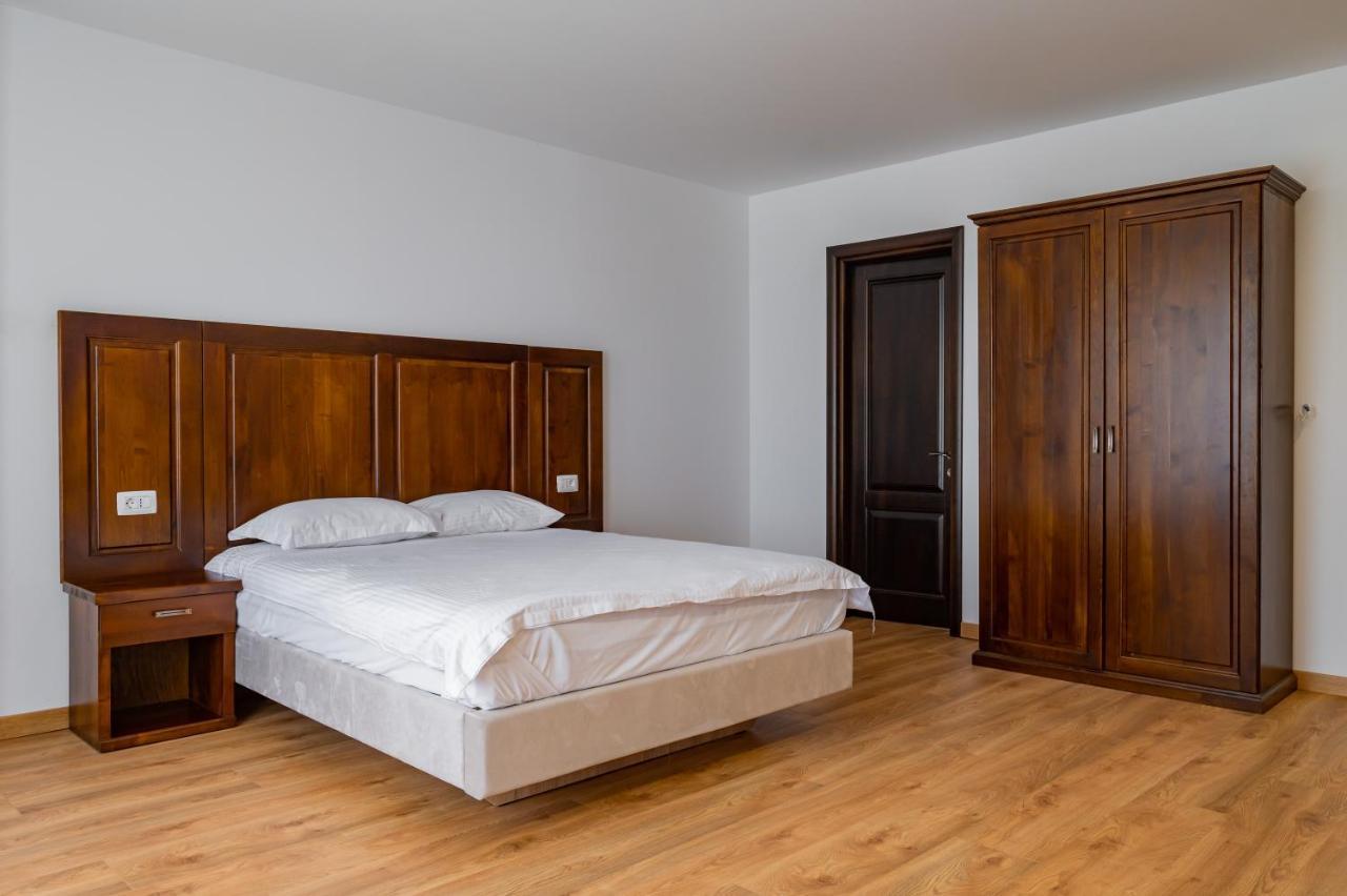 Voyager Otel Navodari Dış mekan fotoğraf