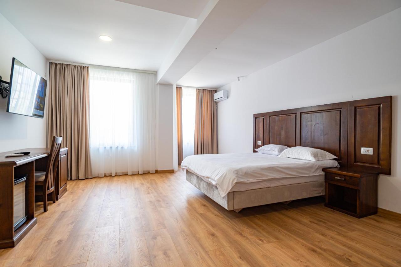 Voyager Otel Navodari Dış mekan fotoğraf