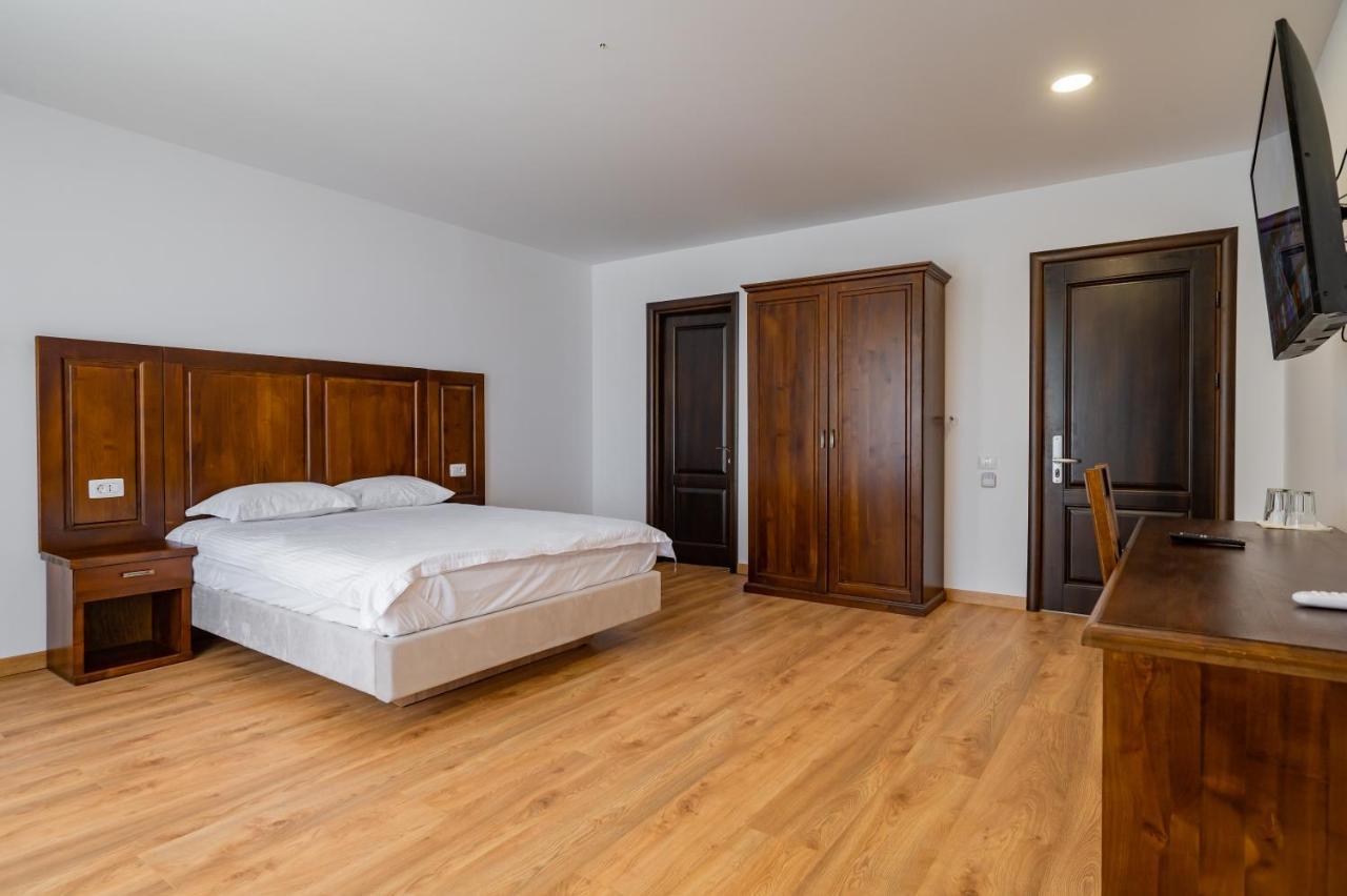 Voyager Otel Navodari Dış mekan fotoğraf