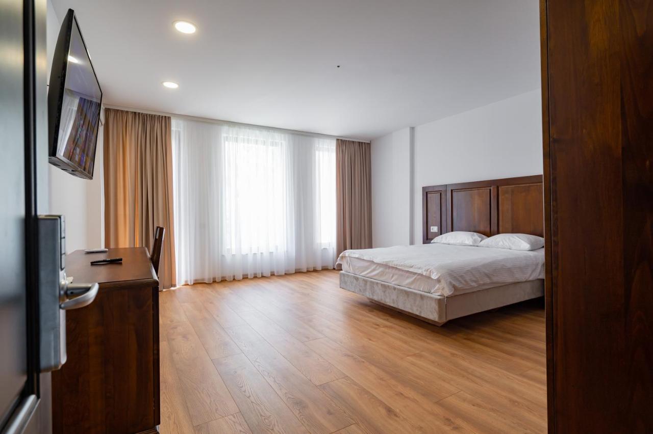 Voyager Otel Navodari Dış mekan fotoğraf
