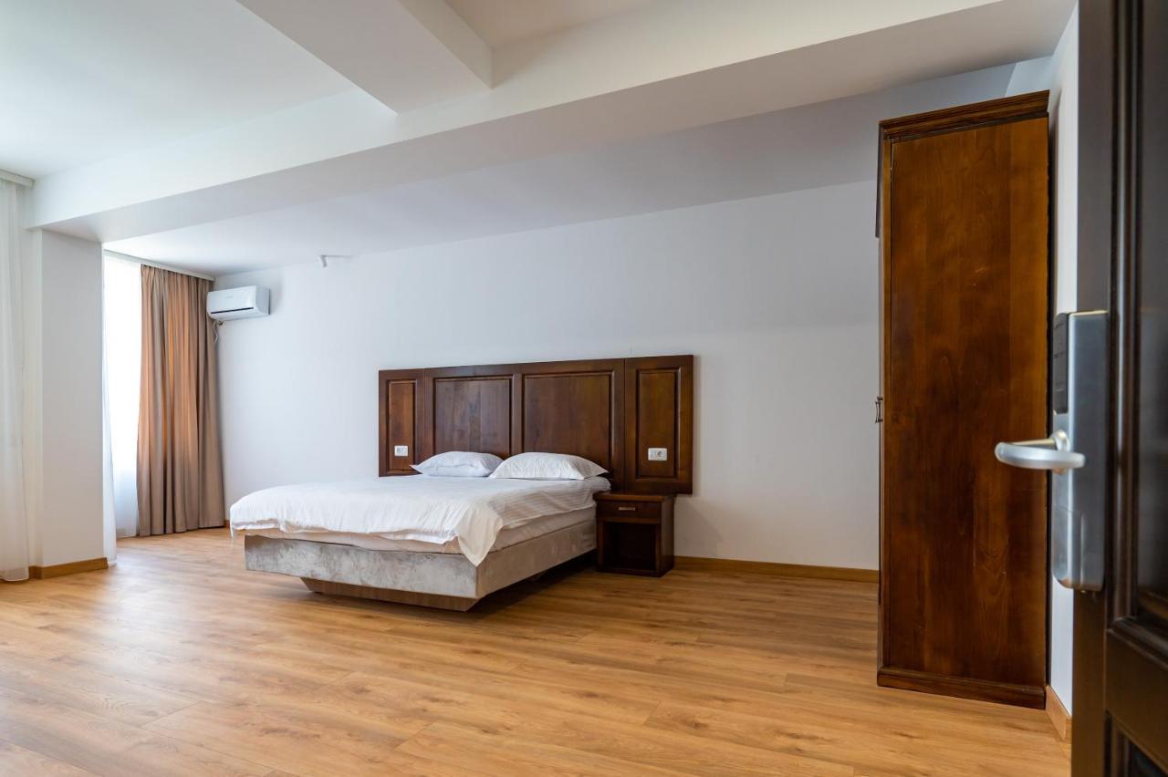 Voyager Otel Navodari Dış mekan fotoğraf