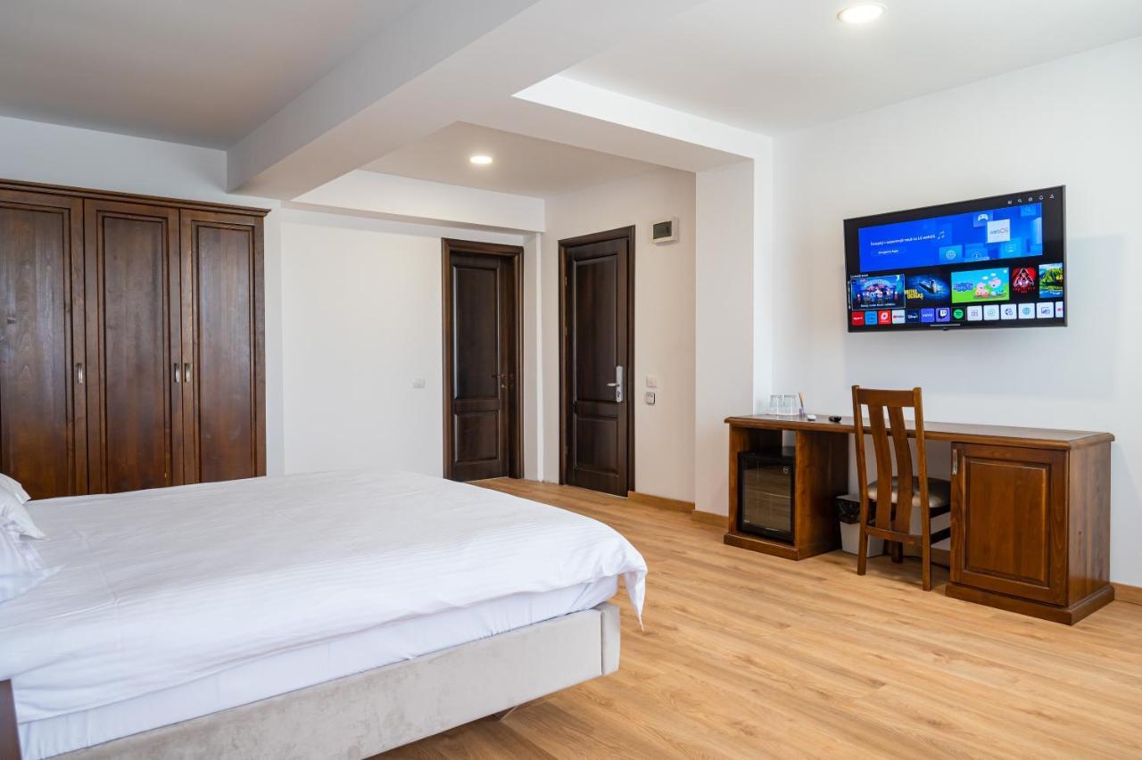Voyager Otel Navodari Dış mekan fotoğraf