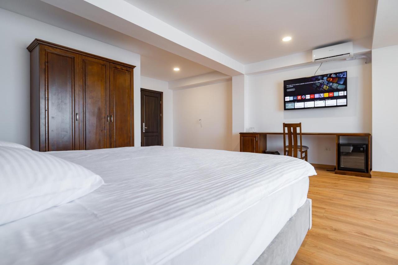 Voyager Otel Navodari Dış mekan fotoğraf