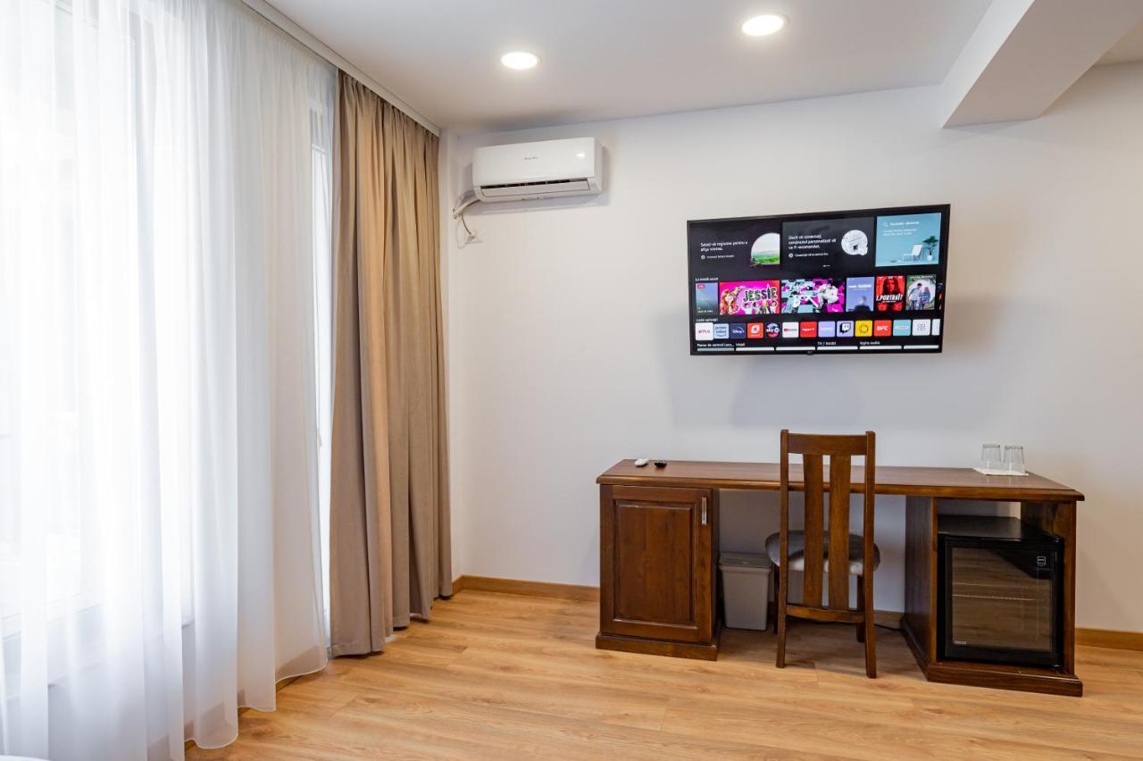 Voyager Otel Navodari Dış mekan fotoğraf